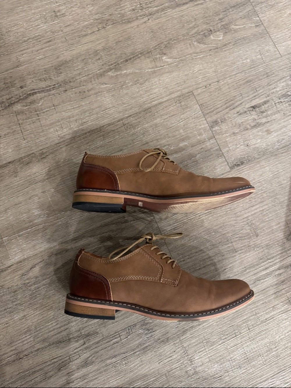 Madden | WORN ONCE | M-Anthro Oxford - Picture 3 of 8